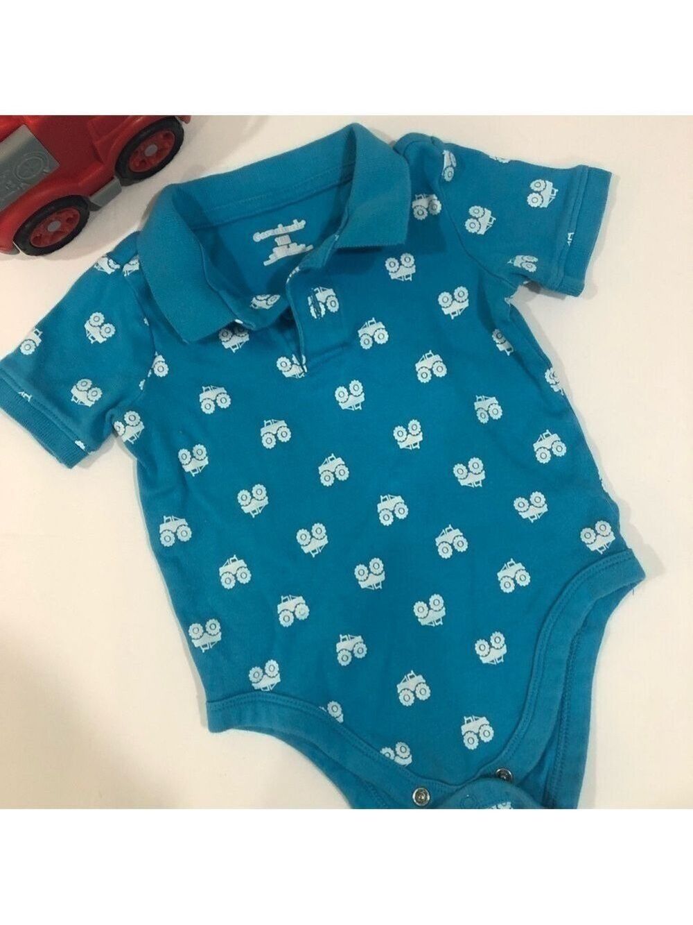 𝅺5 for $10 Garanimals onesie Size 18m